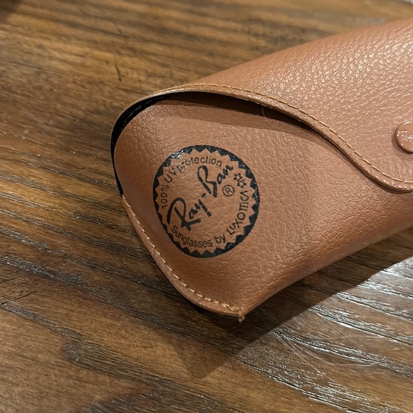 Authentic Ray-Ban Sunglasses Leather Case - Picture 2 of 7